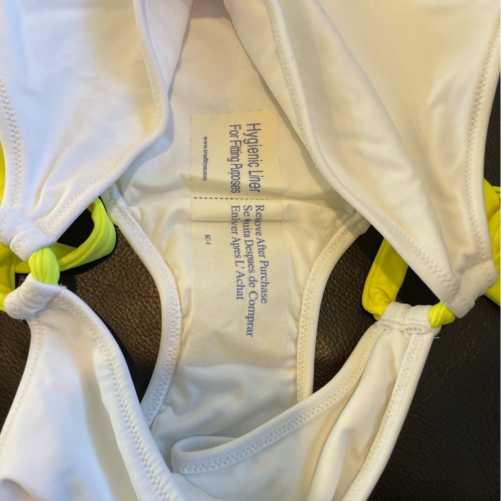 Victoria’s Secret Swim Bikini Bottoms White Neon Yellow Ties Size Large - Picture 4 of 6